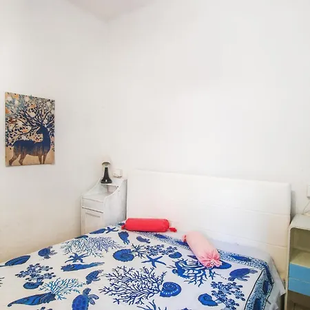 Сasa de vacaciones 2 Bedroom Pet Friendly In *