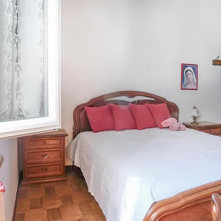 Сasa de vacaciones 2 Bedroom Pet Friendly In