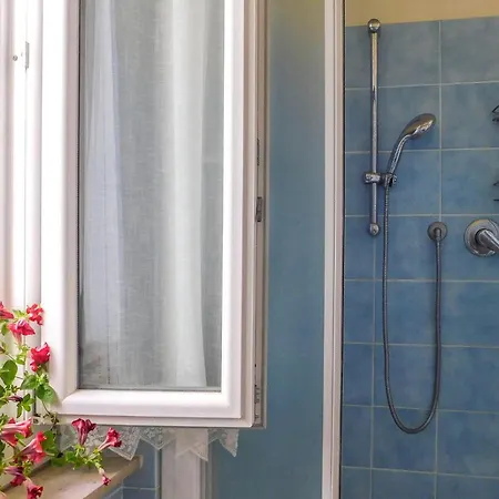 2 Bedroom Pet Friendly In
